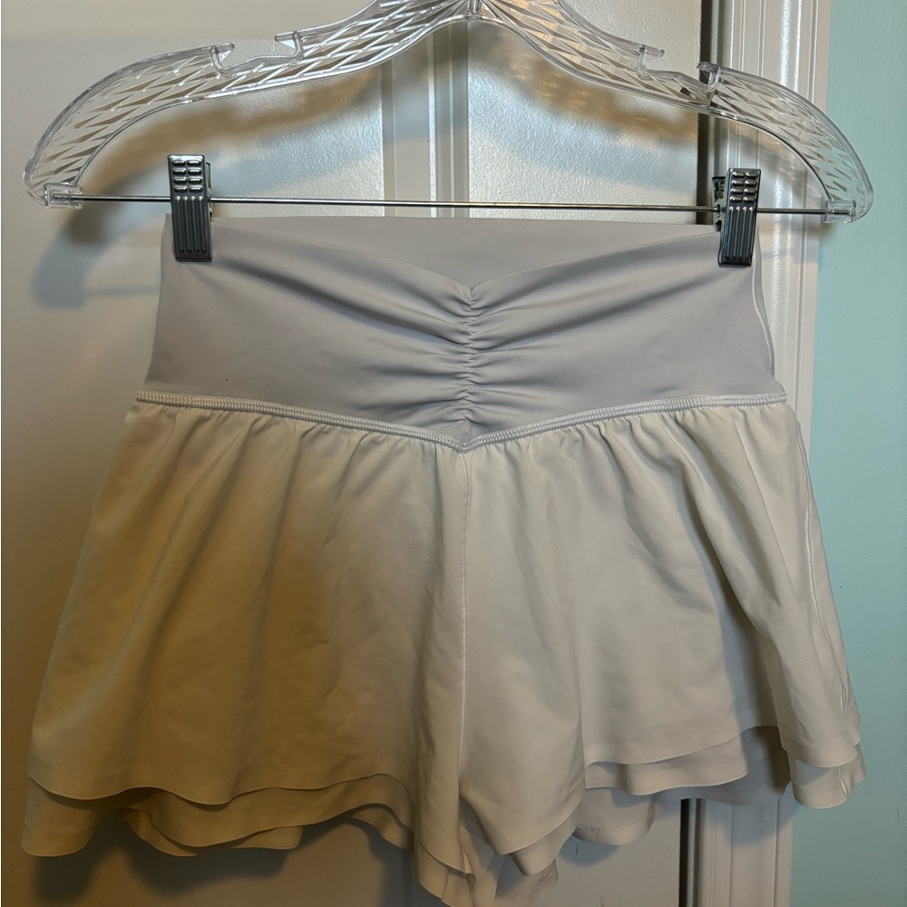 Offline by Aerie Small Real Me Ruched Flowy Shorts White Flowy Overlays